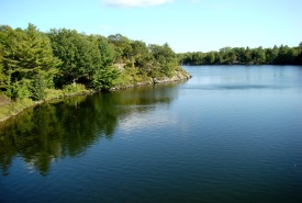 Elbow Lake, Frontenac Arch, ON (Photo by NCC)