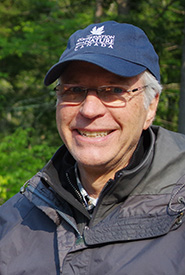 Michel Lamontagne, ambassadeur de CNC pendant près de 20 ans, membre du conseil régional du Québec de 2005 à 2020, secrétaire trésorier de Conservation de la nature Québec de 2014 à 2017