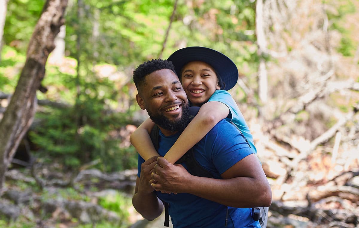Family at Alfred Kelly Nature Reserve, QC (Photo Black Box Productions)